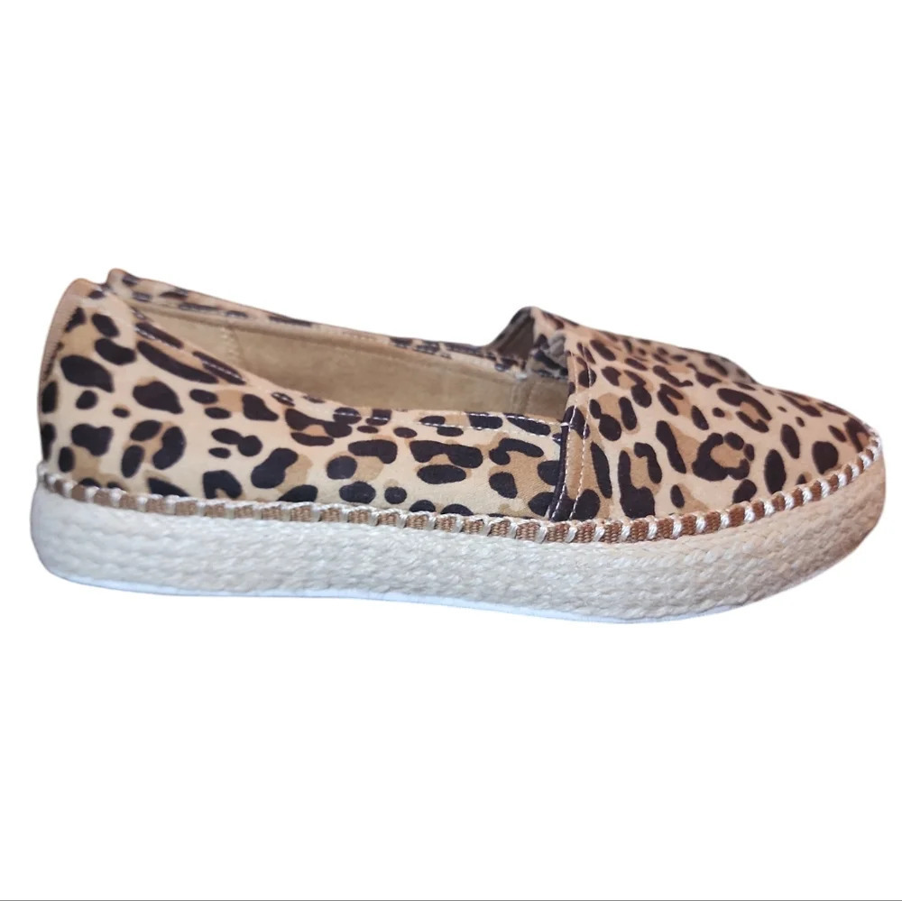 Dr. Scholls Espadrilles Leopard Print Festival Be Energized flats Shoes Size 6